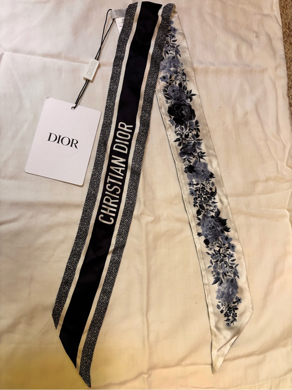 NWT Christian Dior Navy & White Floral Silk Twilly Scarf - plus original box